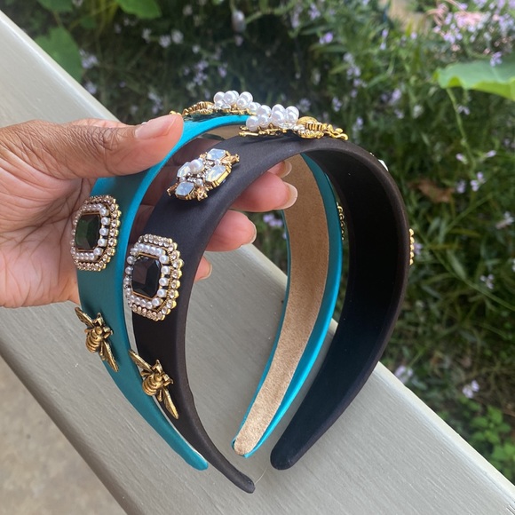 Queen Bee Jeweled headband - Picture 5 of 5